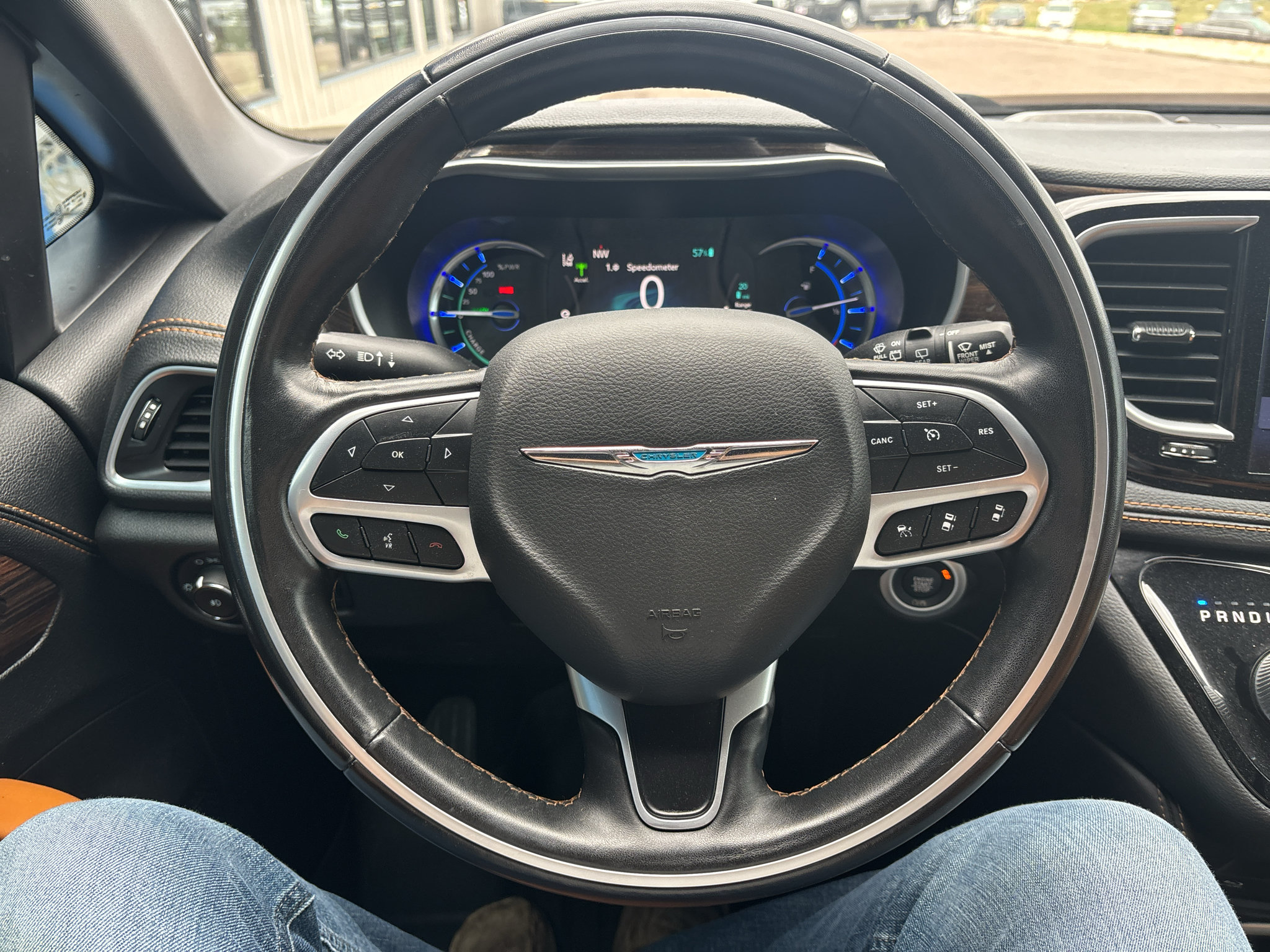 Used 2021 Chrysler Pacifica Pinnacle FWD image 15