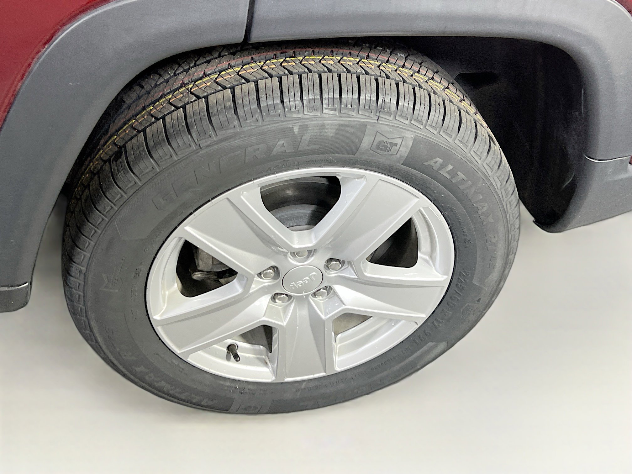 Used 2022 Jeep Compass Latitude w/ Convenience Group AWD/4WD image 29