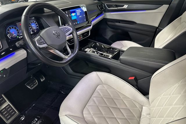 Certified 2024 Volkswagen Atlas Cross Sport SEL Premium R-Line image 12