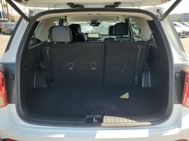Used 2025 Hyundai Palisade SEL FWD image 29