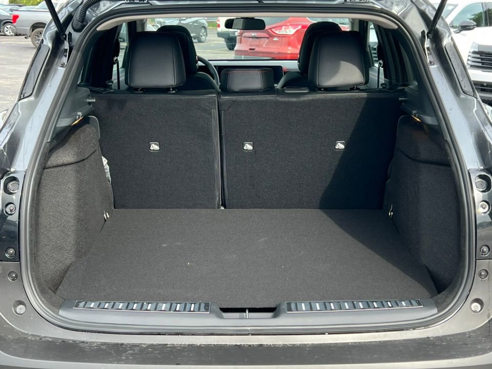 New 2026 Nissan Kicks SR w/ SR Premium Package image 36