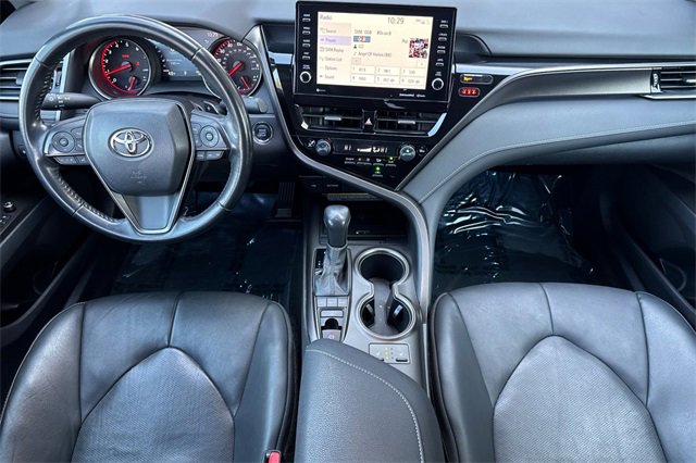 Used 2021 Toyota Camry XSE image 15