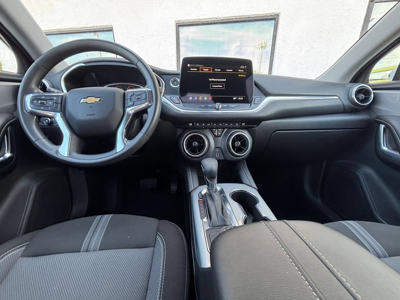 Used 2023 Chevrolet Blazer LT FWD image 34