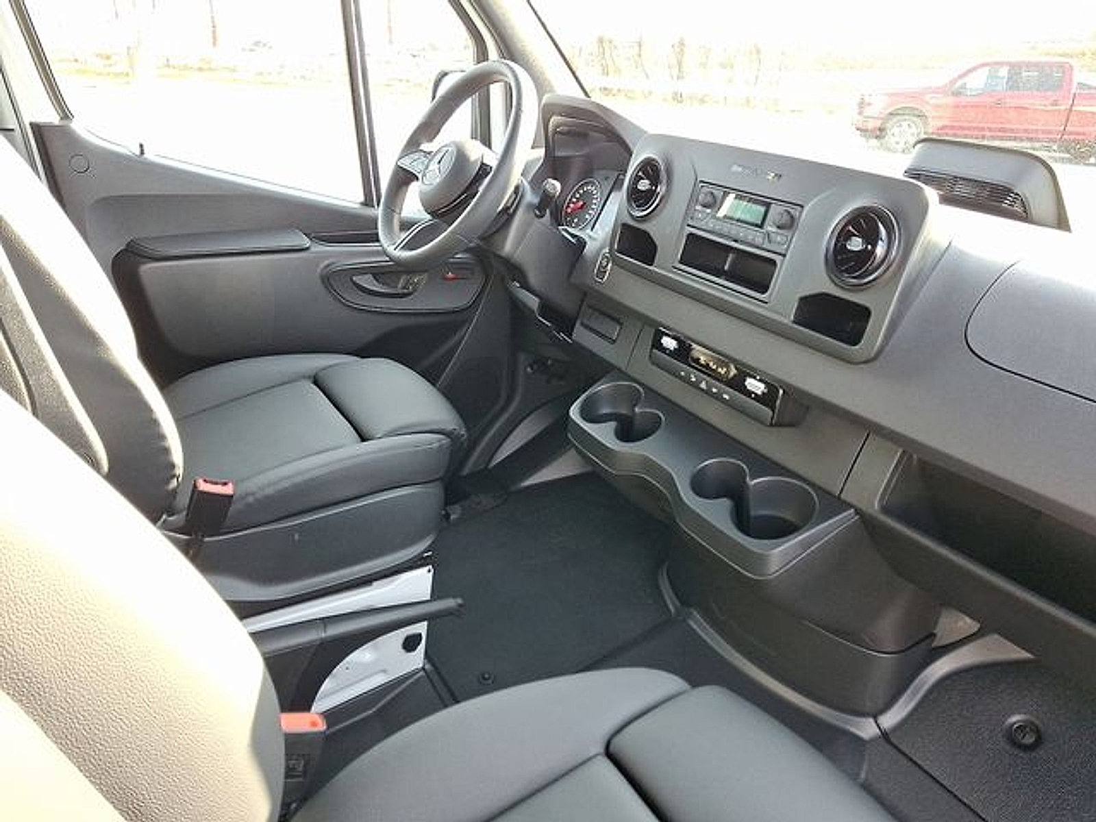 Used 2026 Mercedes-Benz Sprinter 2500 image 10