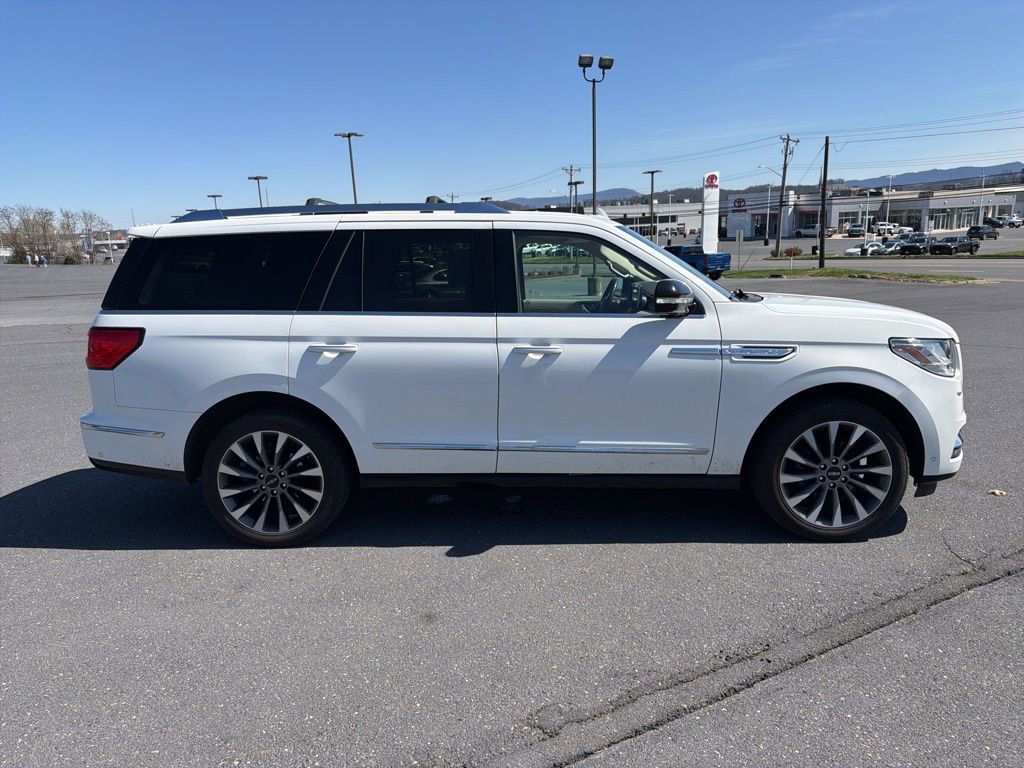 Certified 2021 Lincoln Navigator Reserve w/ Luxury Package image 6