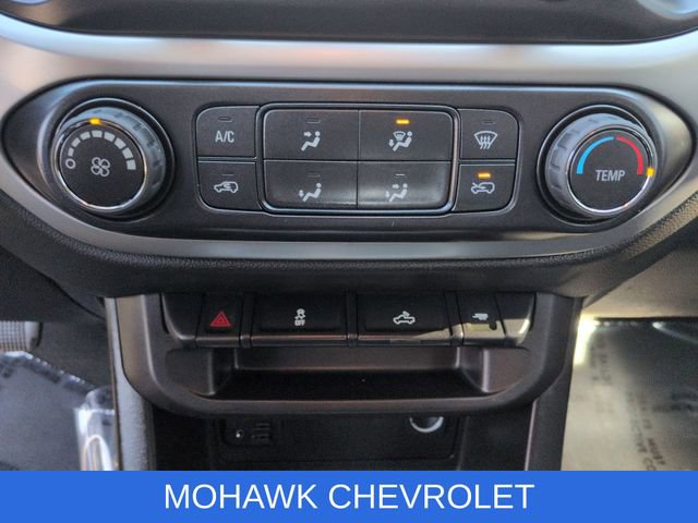 Used 2022 Chevrolet Colorado LT image 18