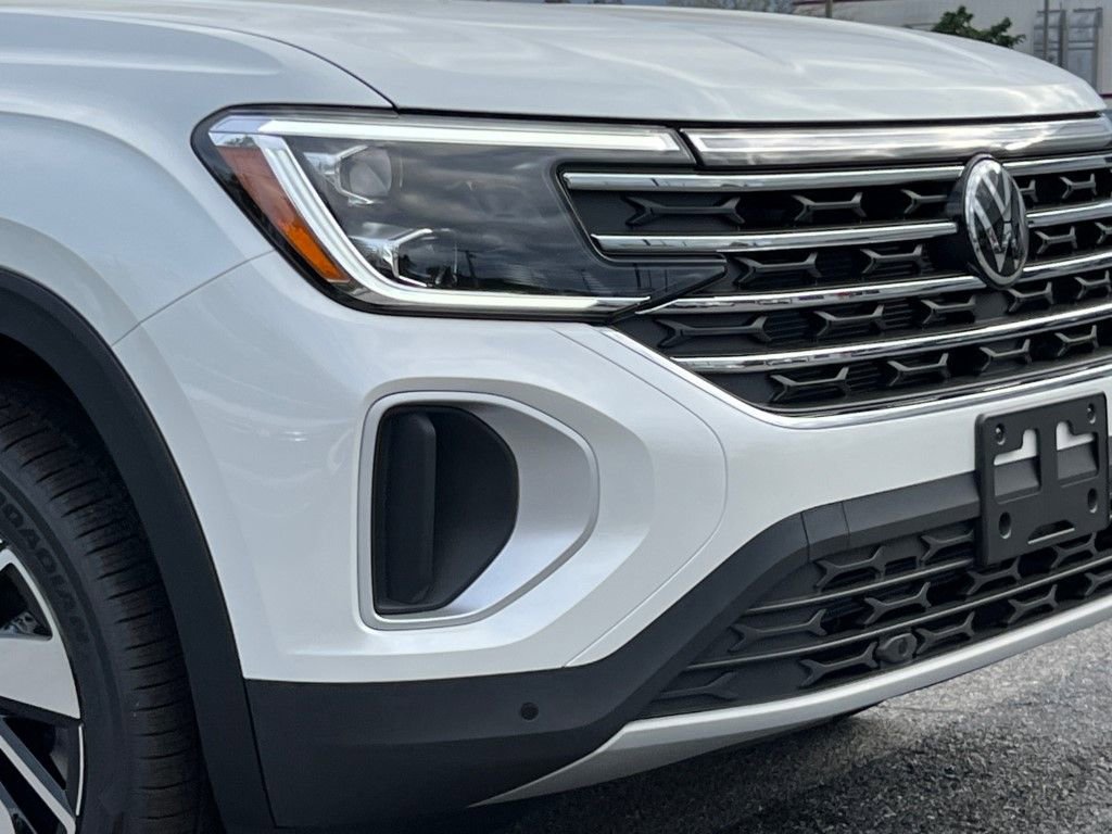 New 2026 Volkswagen Atlas SE image 2