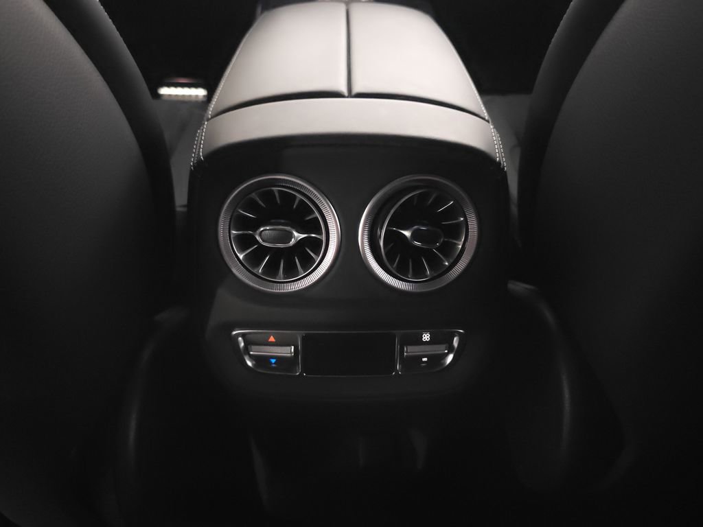Used 2025 Mercedes-Benz G 63 AMG 4MATIC image 29