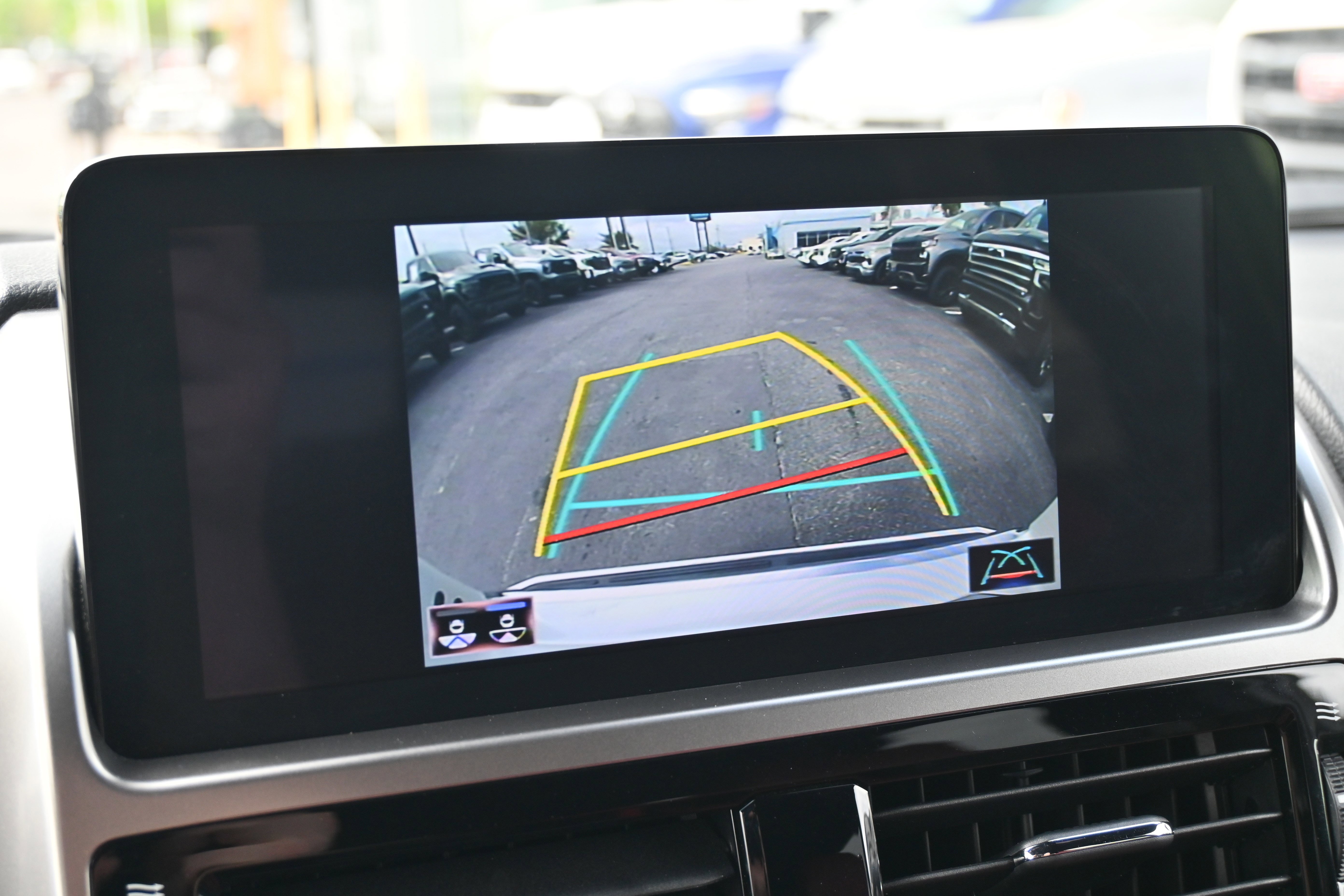 Used 2023 Lexus GX 460 Premium w/ Premium Plus Package image 15