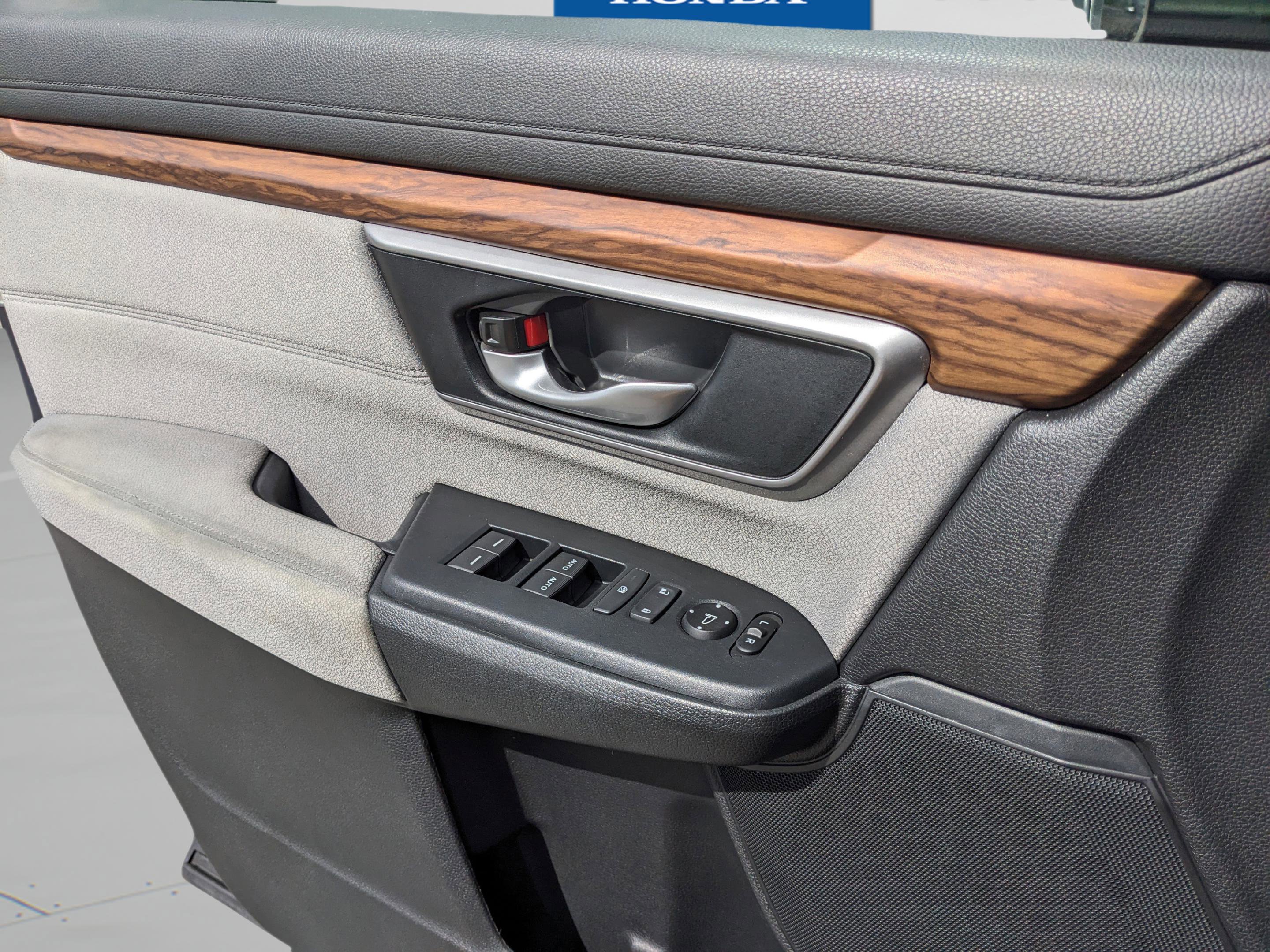 Used 2019 Honda CR-V EX image 25