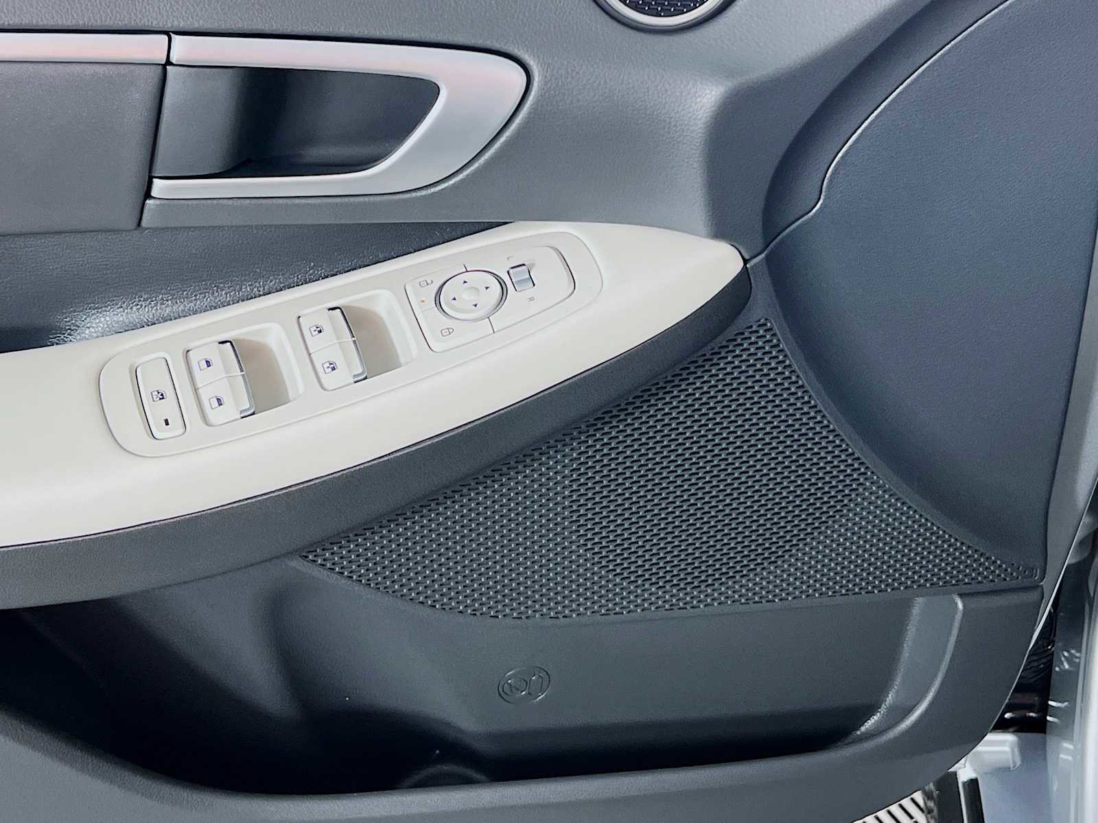 Certified 2025 Hyundai Sonata SEL FWD image 18