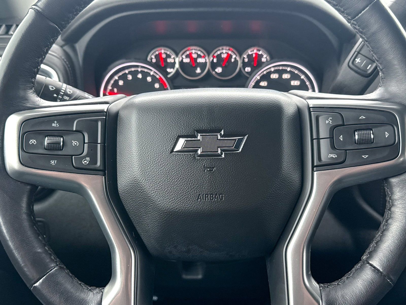 Certified 2022 Chevrolet Silverado 1500 RST AWD/4WD image 37
