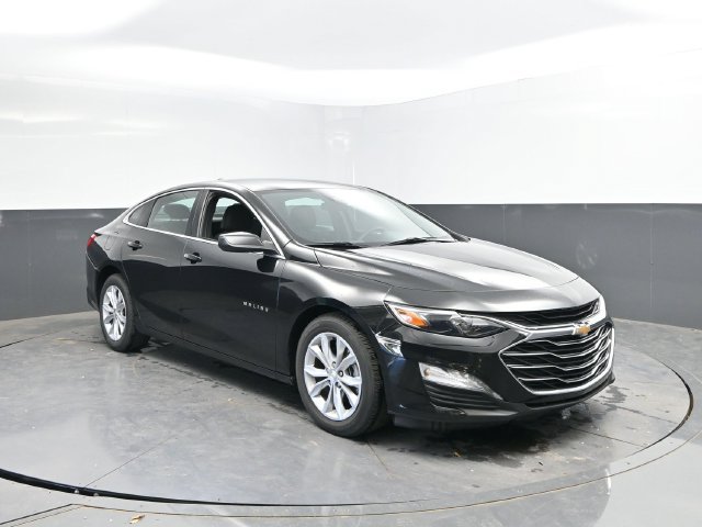 Used 2025 Chevrolet Malibu LT FWD image 4