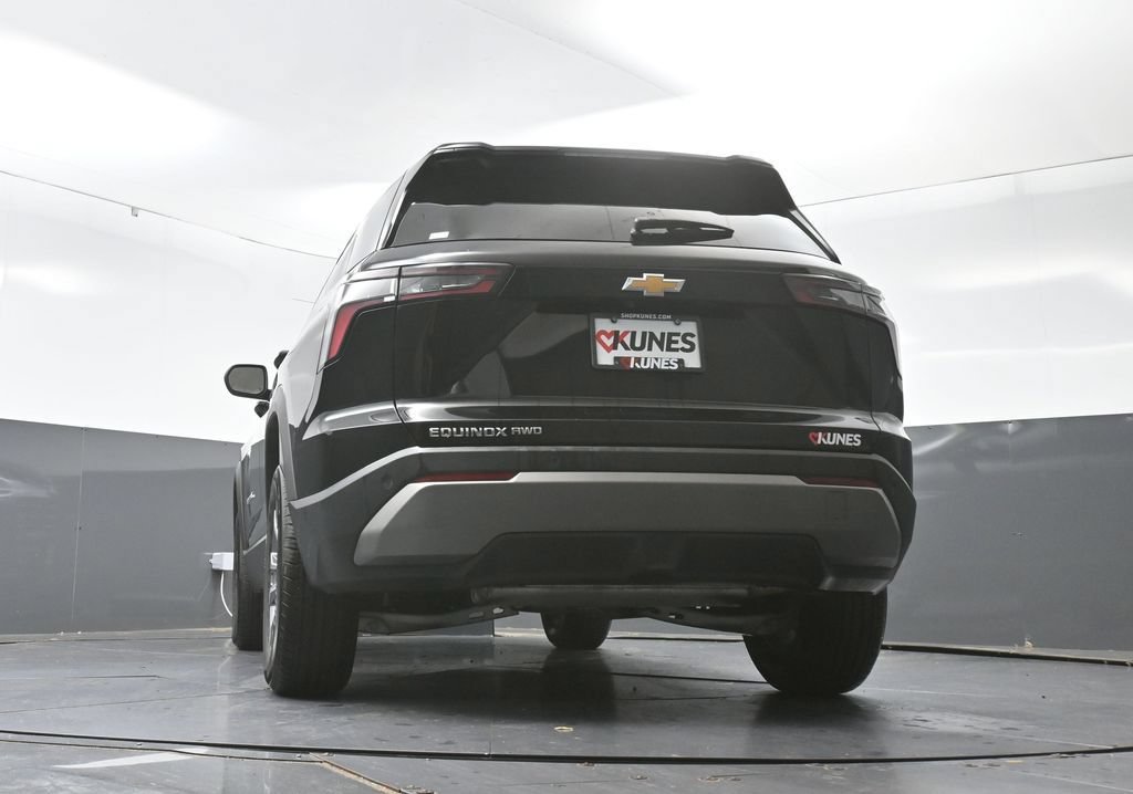 Used 2026 Chevrolet Equinox LT AWD/4WD image 57