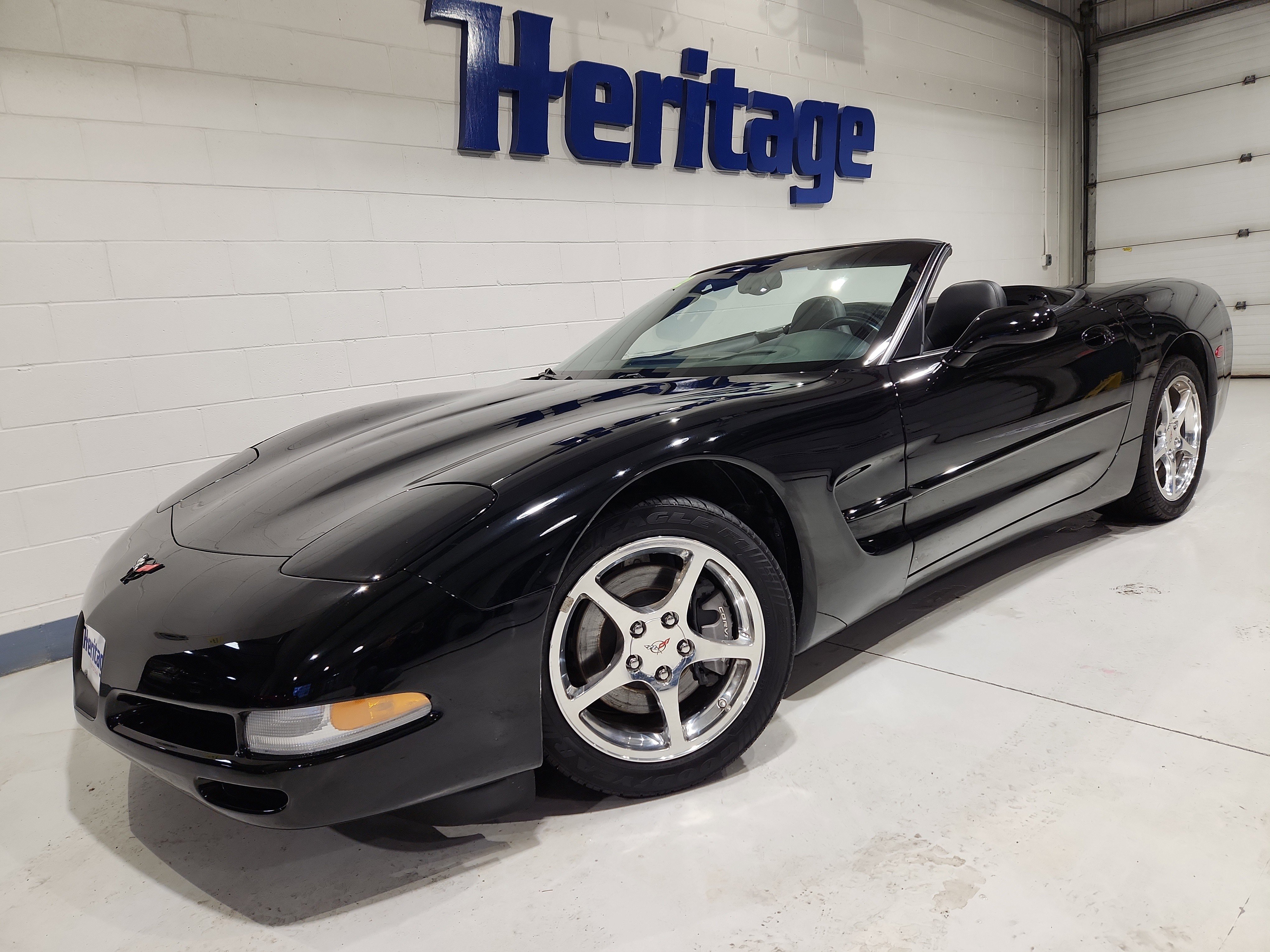 Used 2002 Chevrolet Corvette w/ Preferred Equipment Group2 image 2