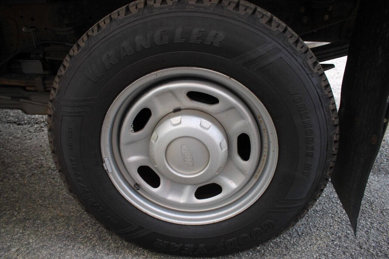 Used 2016 Ford F250 XL image 24