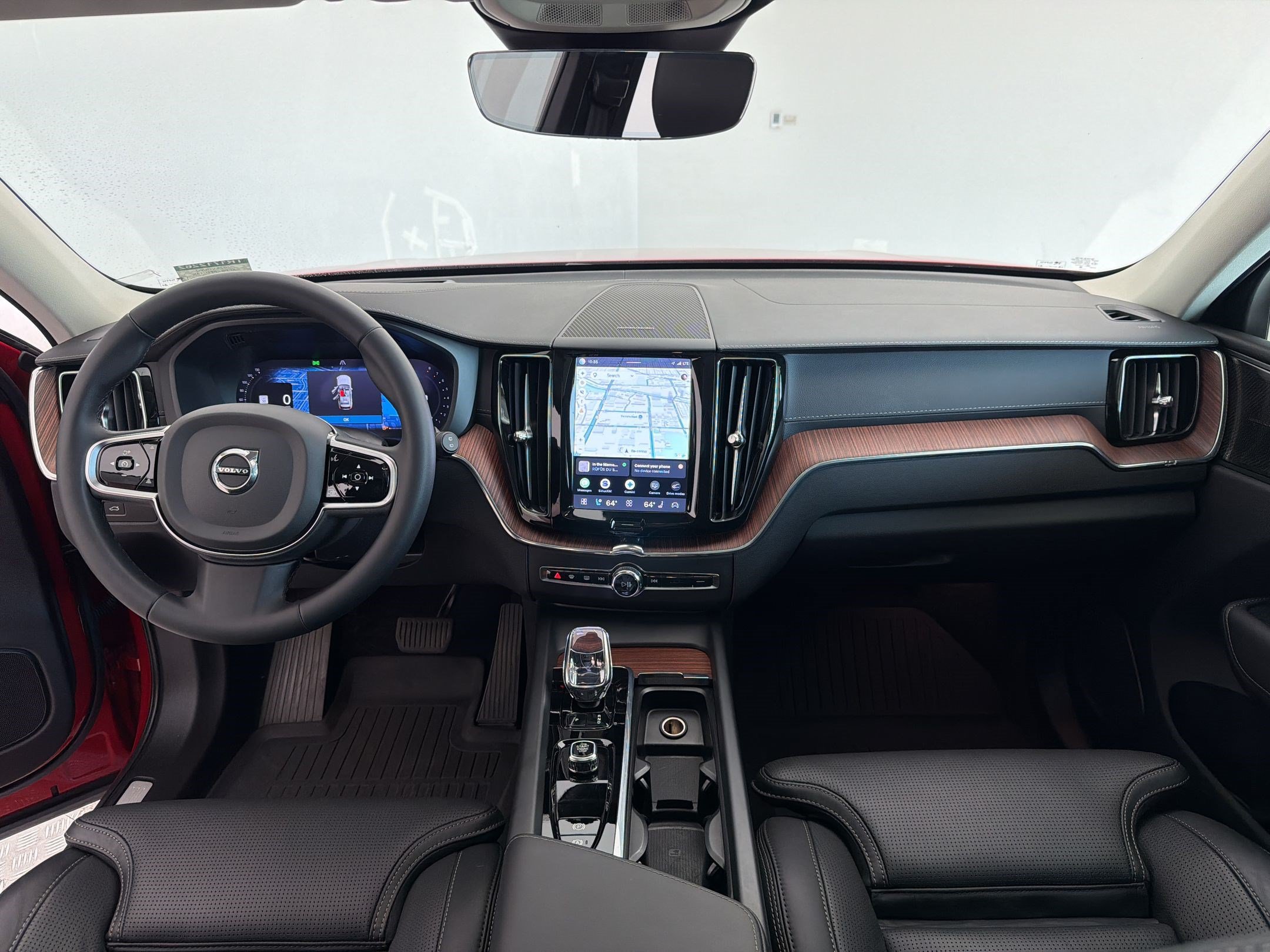 Used 2024 Volvo XC60 B5 Ultimate w/ Protection Package Premier AWD/4WD image 17