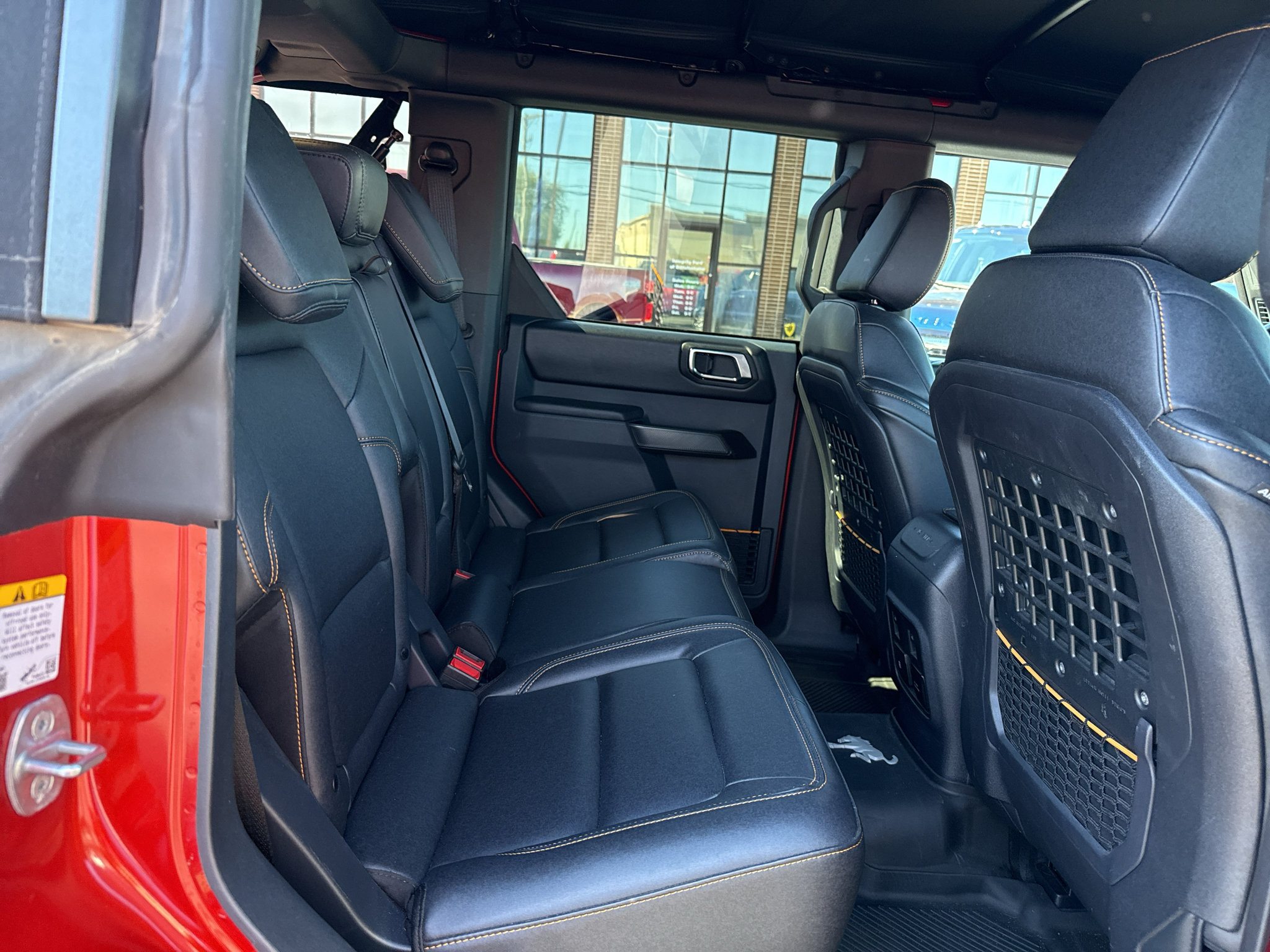 Used 2024 Ford Bronco Badlands AWD/4WD image 28