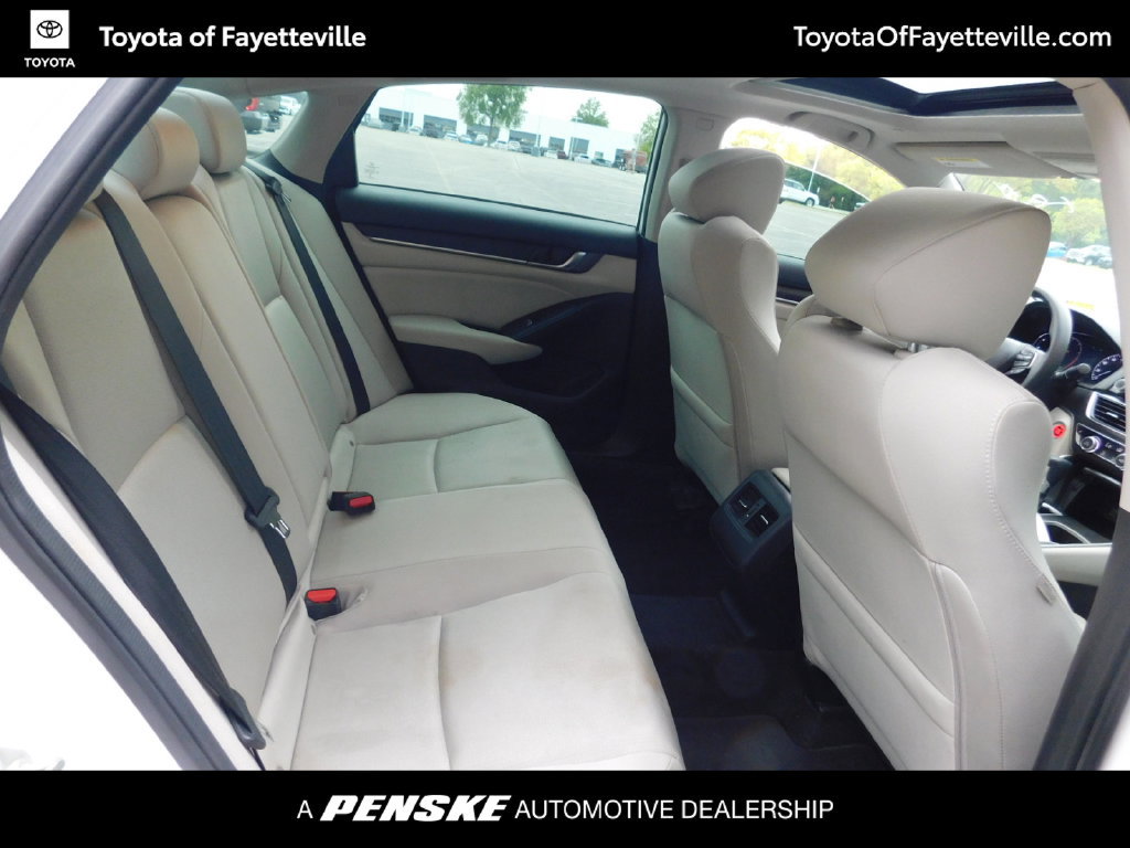 Used 2018 Honda Accord EX image 5