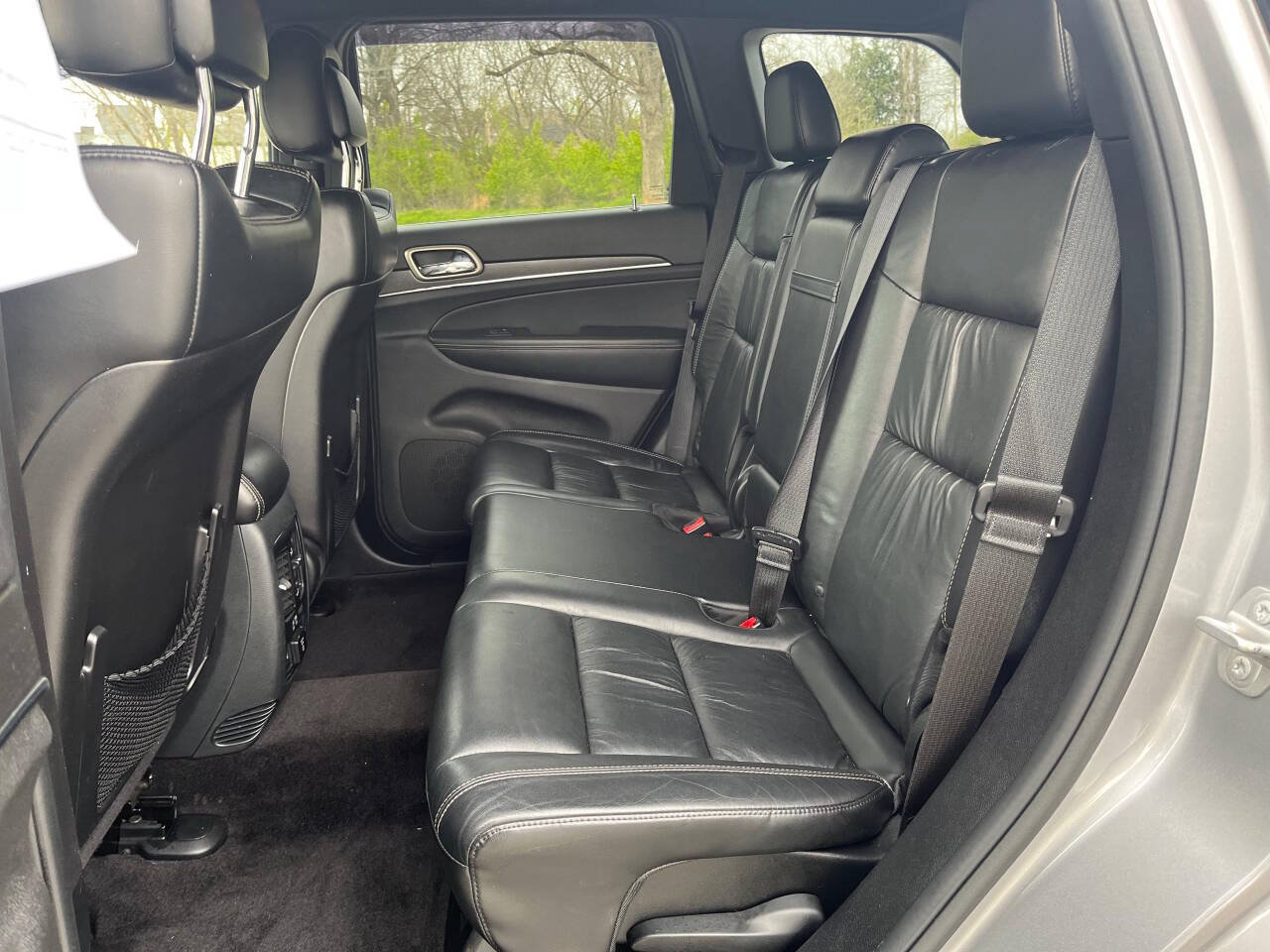 Used 2015 Jeep Grand Cherokee Limited RWD image 12