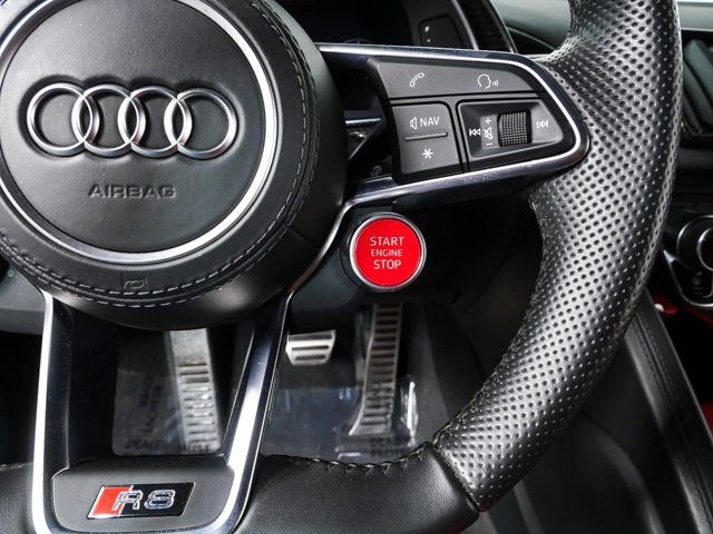 Used 2018 Audi R8 V10 w/ Premium Package image 11