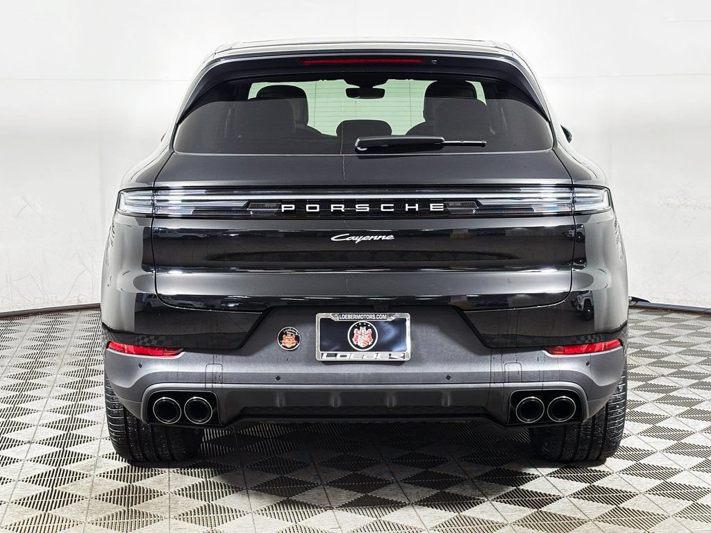 Certified 2026 Porsche Cayenne AWD/4WD image 6