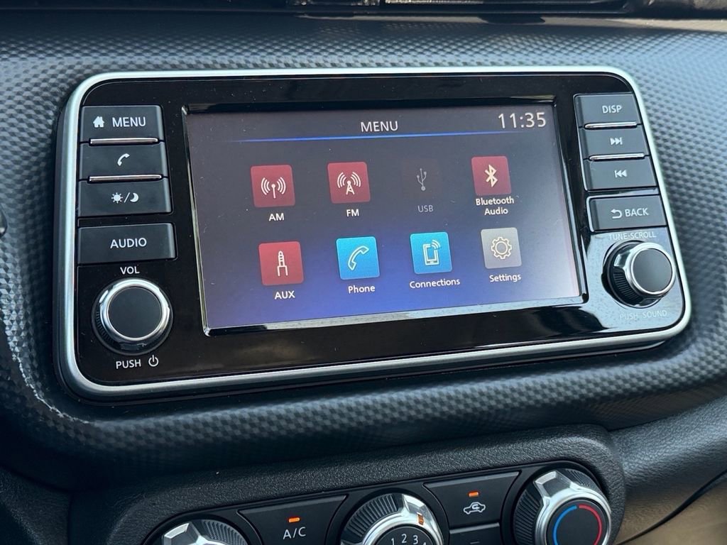 Used 2025 Nissan Kicks Play S image 26