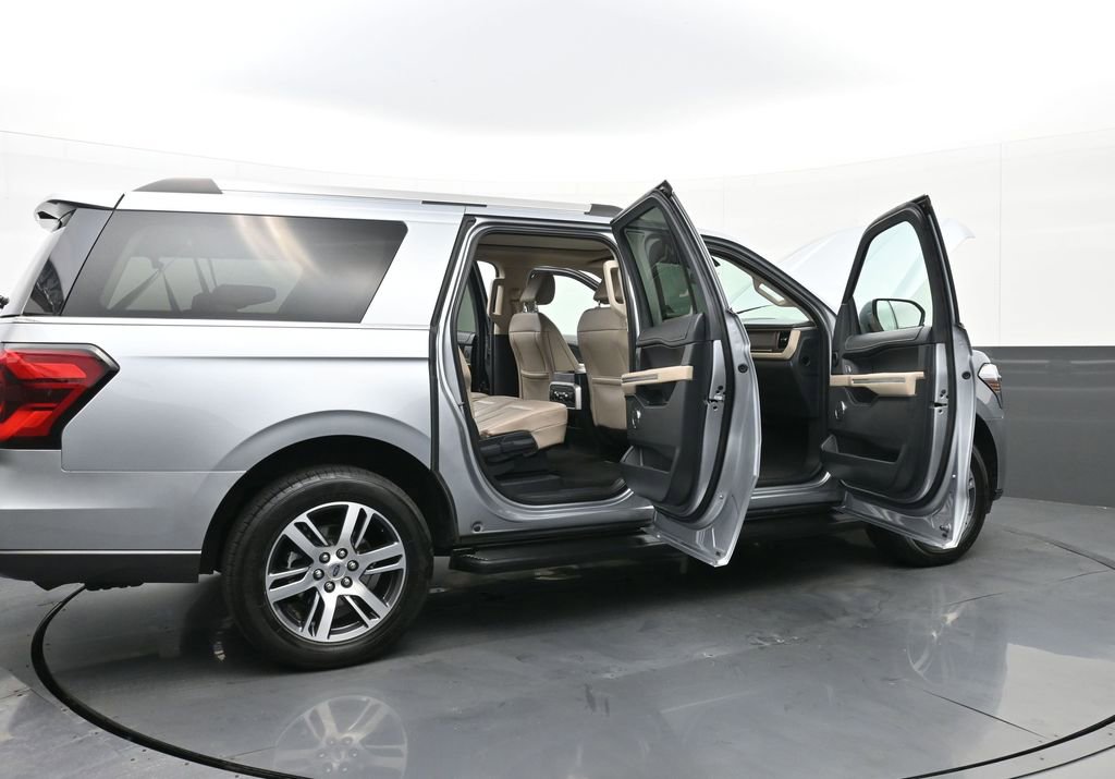 Used 2024 Ford Expedition Max Limited image 46