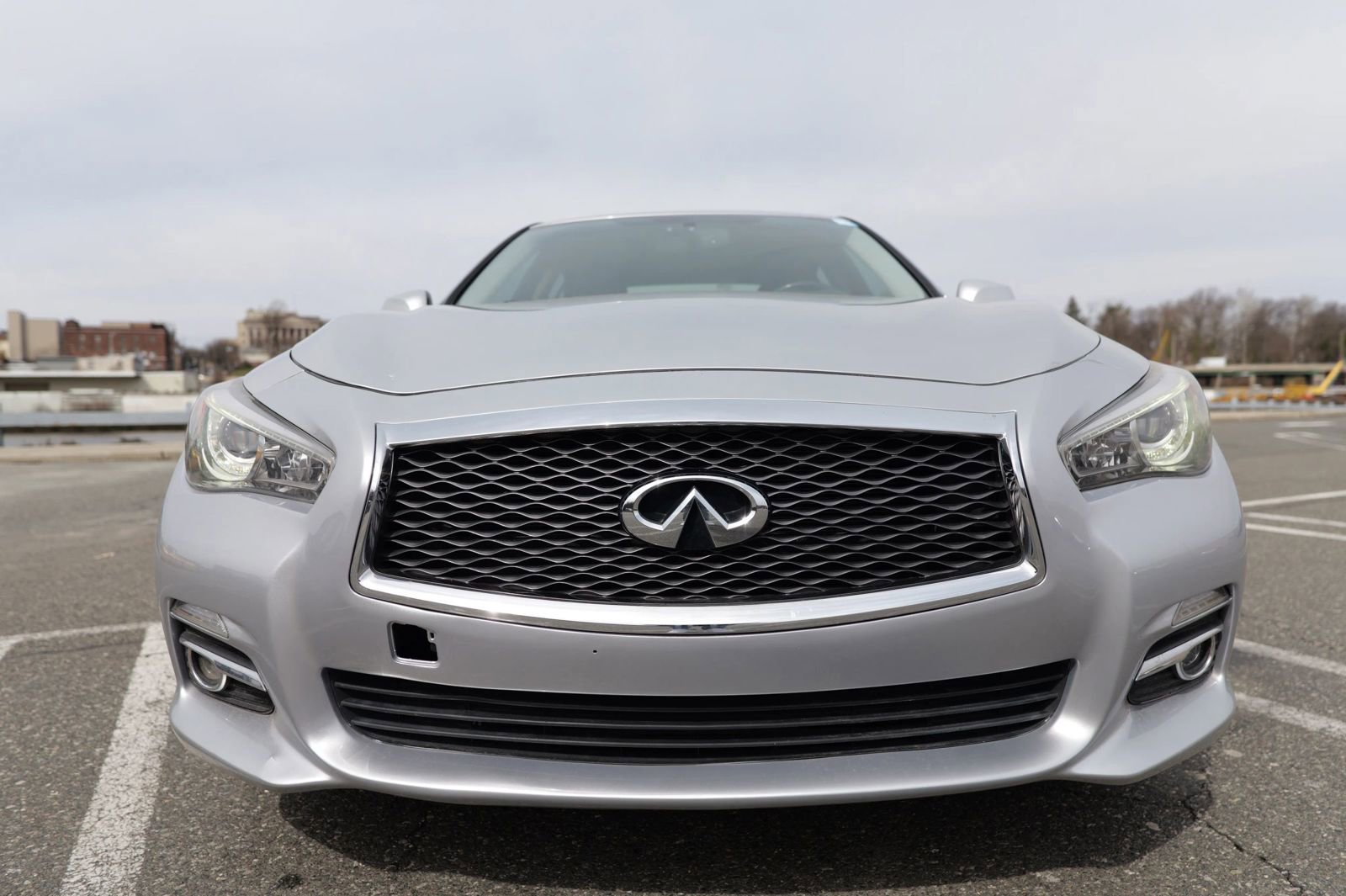 Used 2017 INFINITI Q50 Premium w/ 2.0T Premium Plus Package image 2