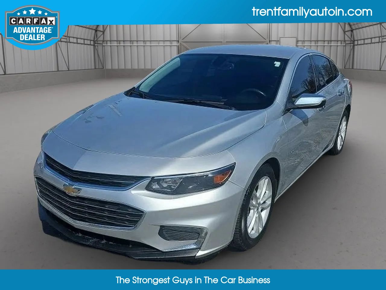 Used 2017 Chevrolet Malibu LT w/ Leather Package image 2