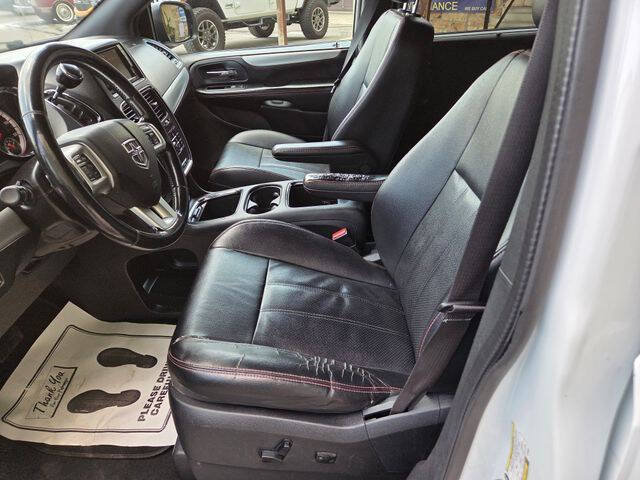 Used 2020 Dodge Grand Caravan GT FWD image 21