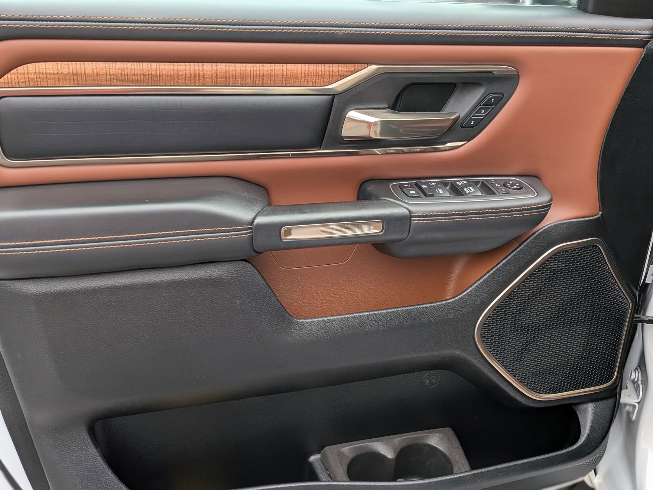 Used 2021 RAM 1500 Limited image 14