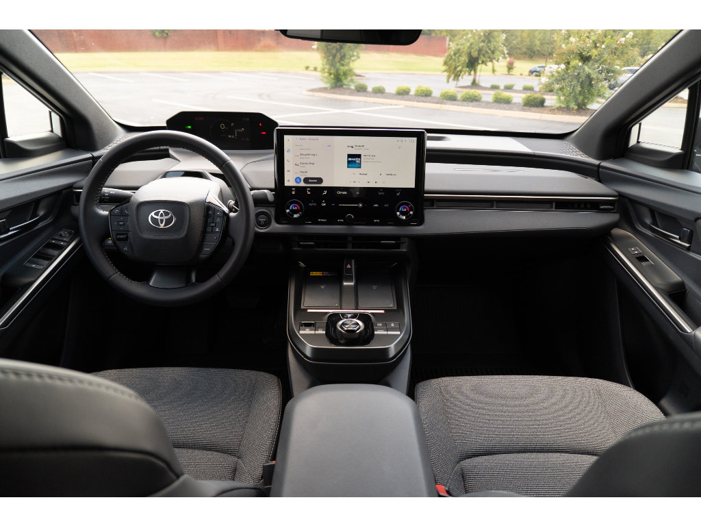 Used 2026 Toyota bZ FWD image 20