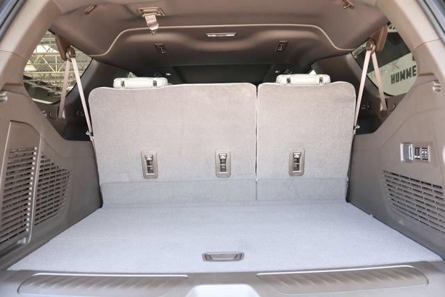 New 2026 GMC Yukon XL Elevation w/ Elevation Premium Package AWD/4WD image 23