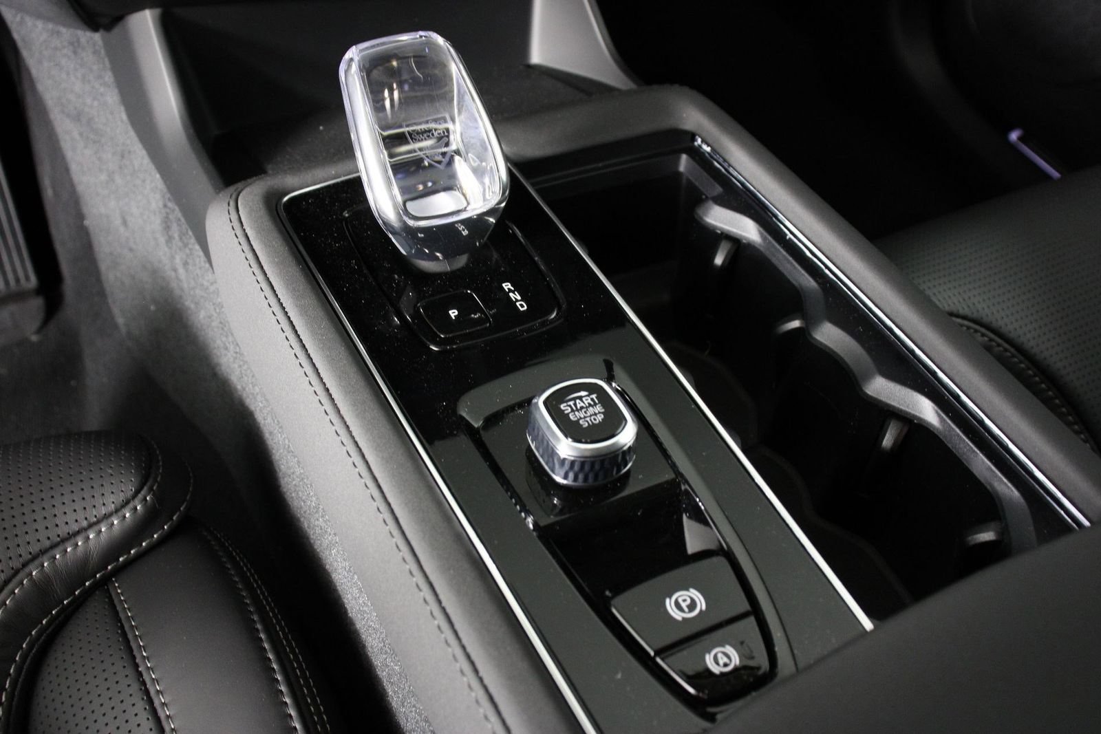 New 2026 Volvo XC90 B6 Ultra w/ Protection Package AWD/4WD image 7