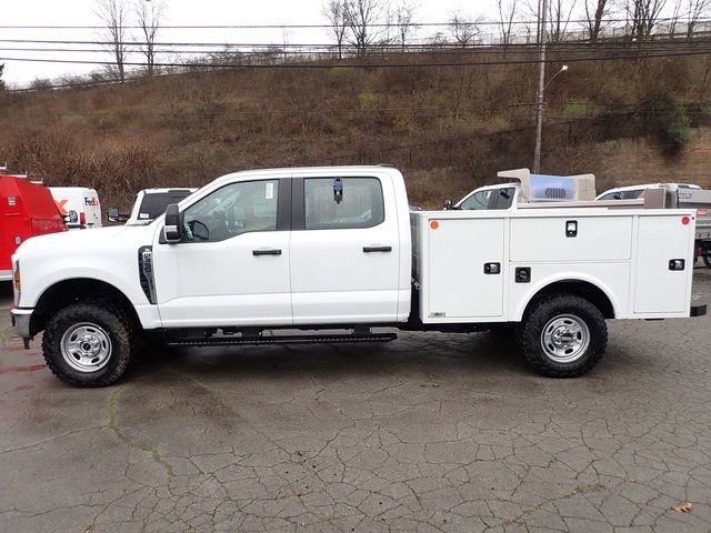 New 2026 Ford F350 XL w/ XL Off-Road Package image 2