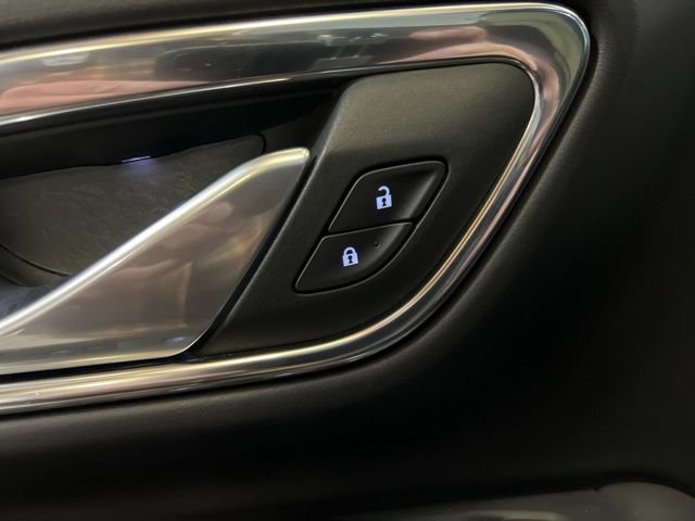 Used 2024 Chevrolet Suburban LT AWD/4WD image 43