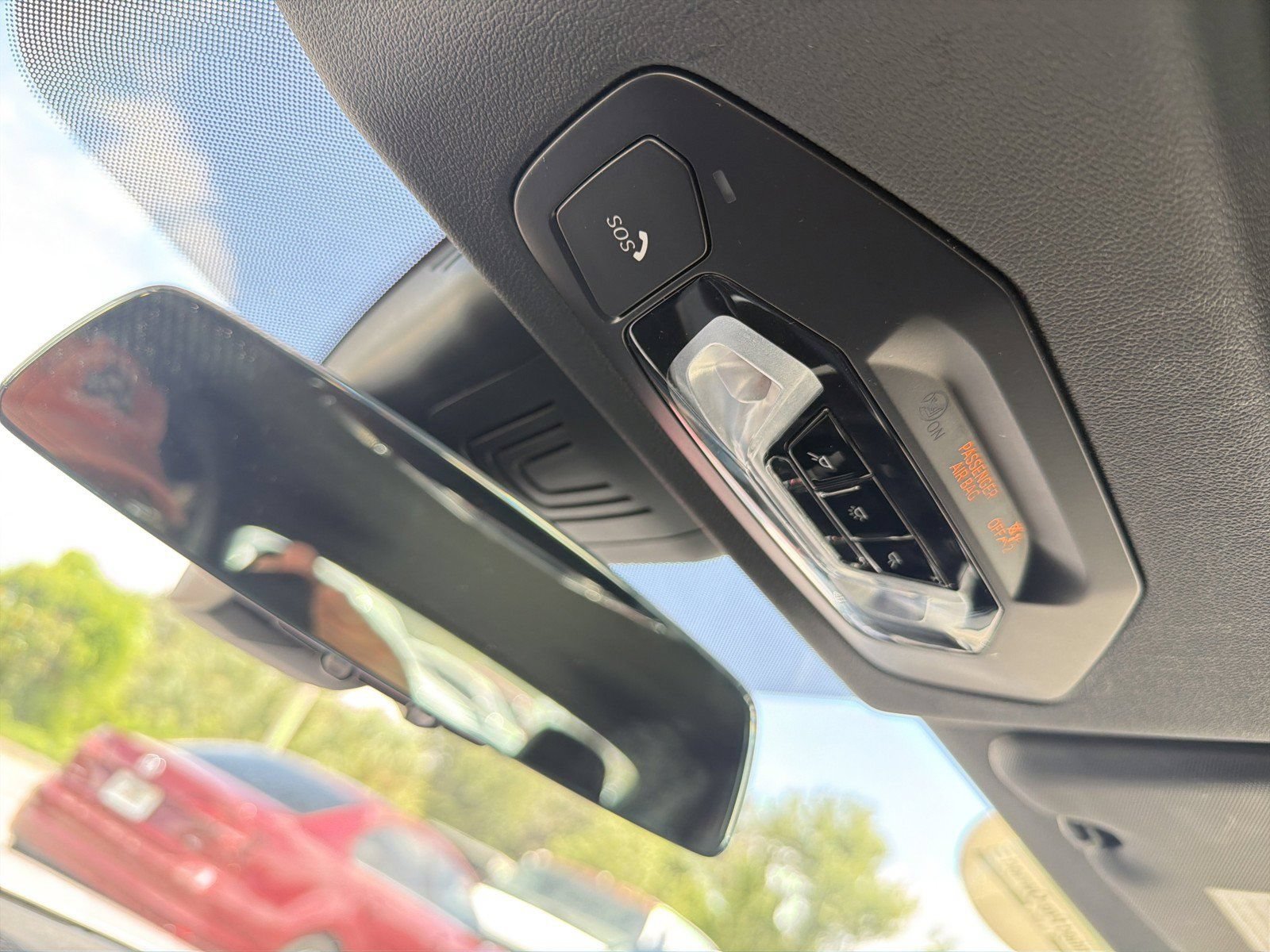 Certified 2025 BMW 430i Convertible RWD image 31