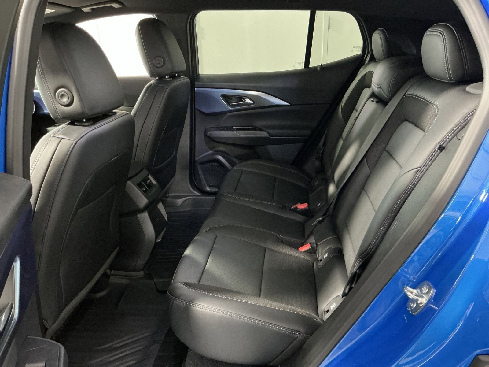 New 2026 Chevrolet Equinox EV LT image 31