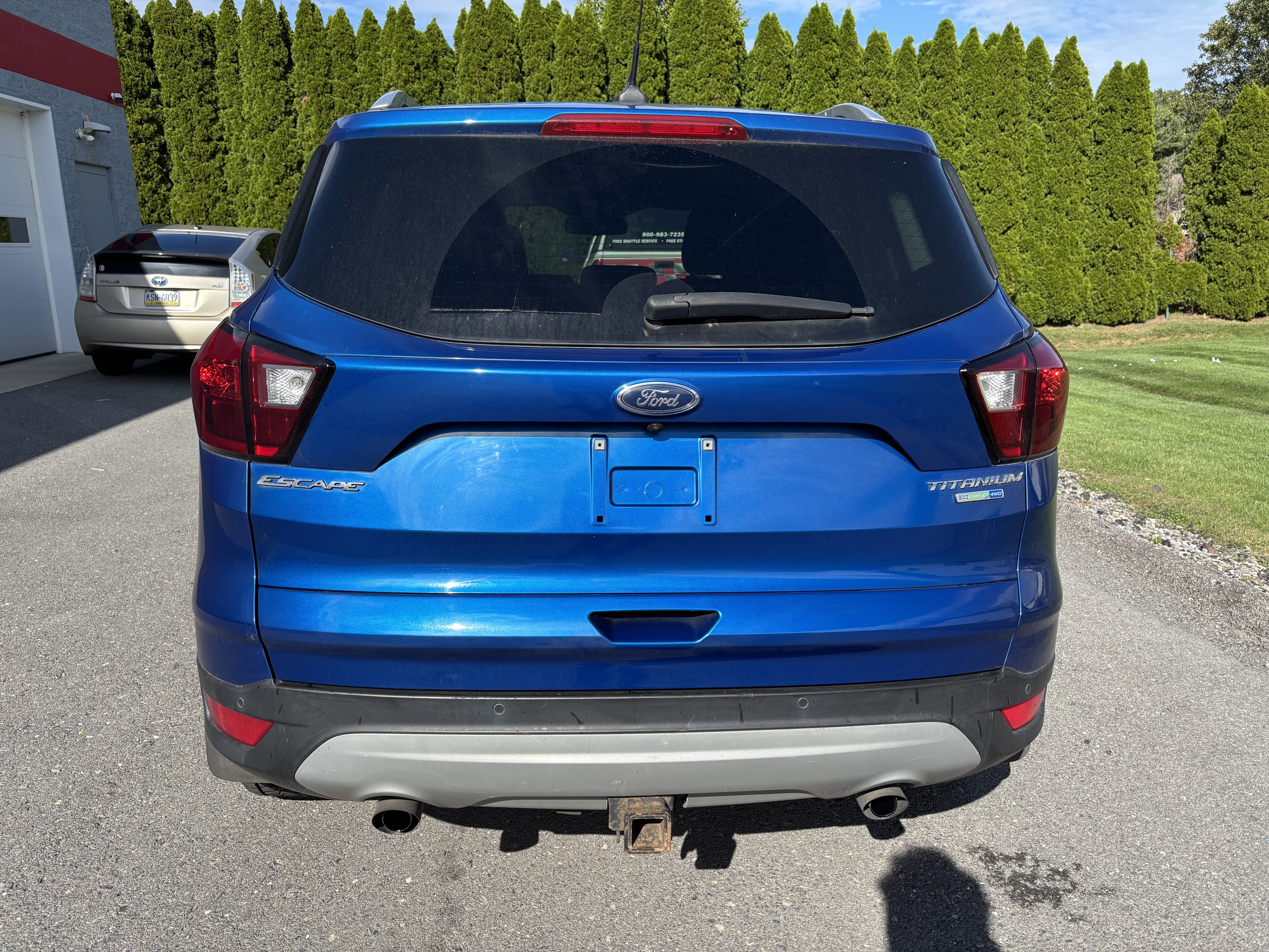 Used 2019 Ford Escape Titanium w/ U9j03 - Titanium Tow Package AWD/4WD image 4