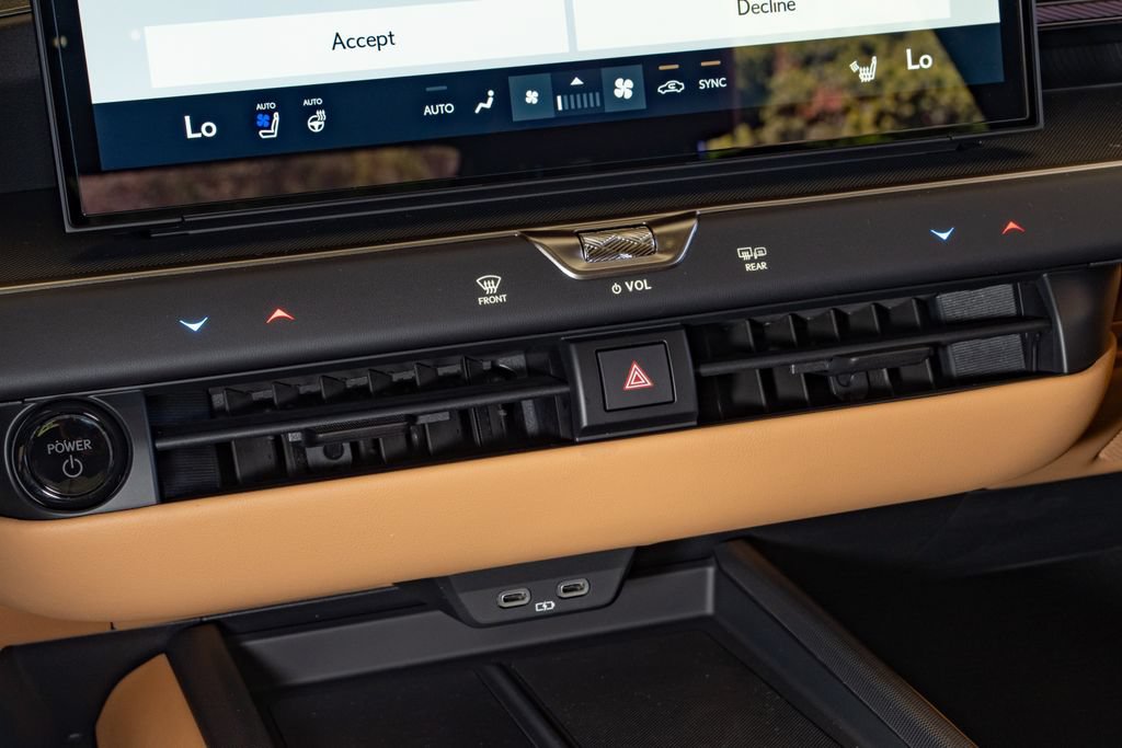 New 2026 Lexus ES 350e FWD image 28