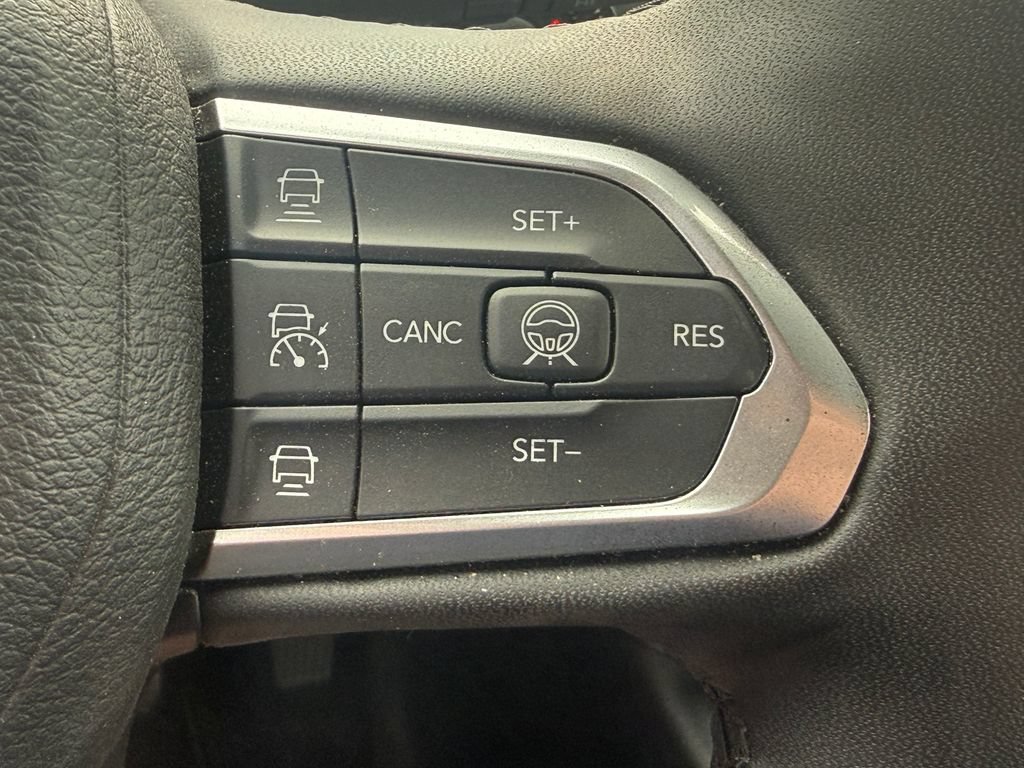 Used 2023 Jeep Compass High Altitude w/ Driver Assist Group I AWD/4WD image 27