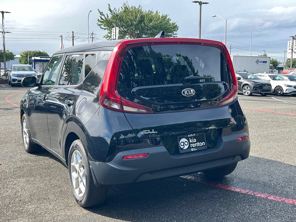 Used 2020 Kia Soul S FWD image 9