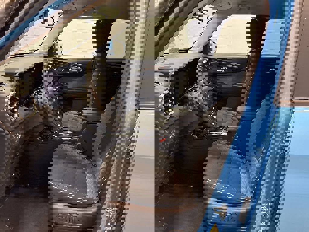 New 2026 Chevrolet TrailBlazer LT w/ Convenience Package image 9