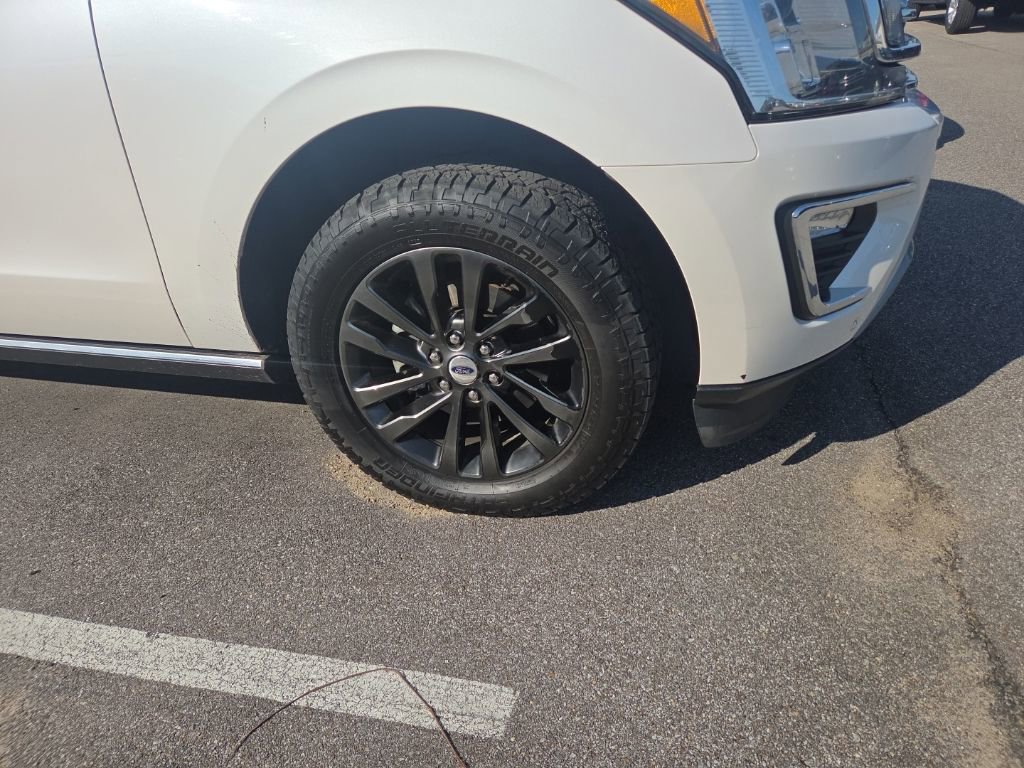 Used 2019 Ford Expedition Max Limited AWD/4WD image 10