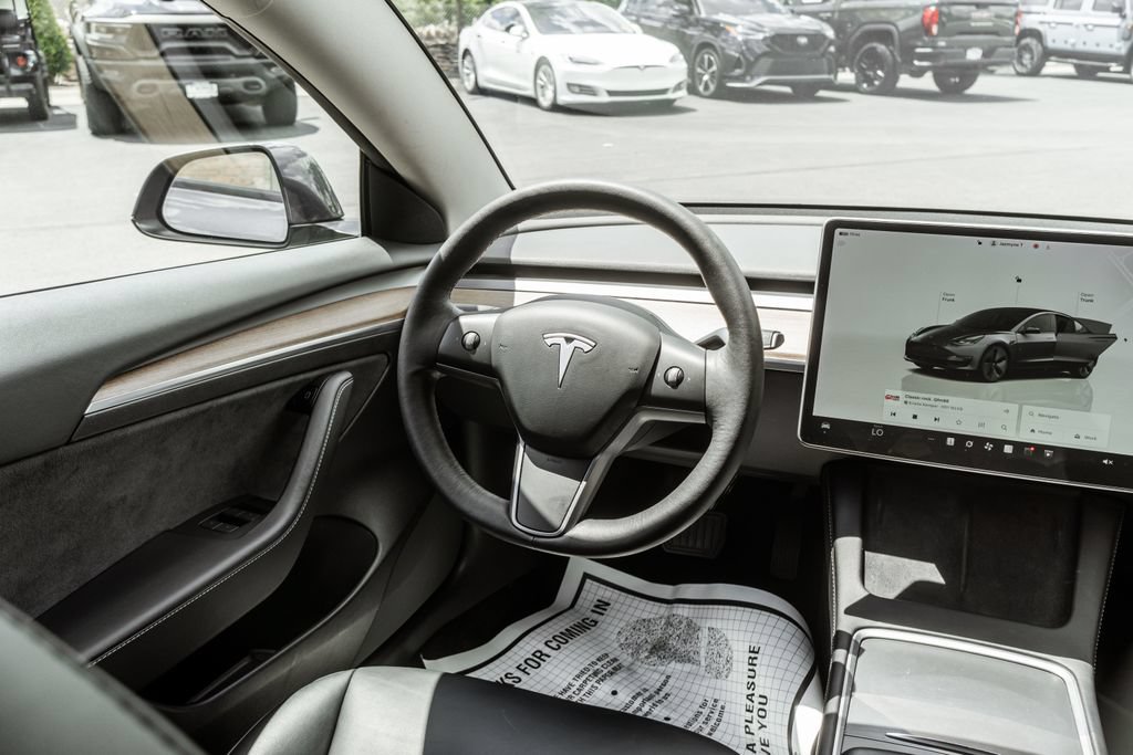 Used 2022 Tesla Model 3 Long Range AWD/4WD image 12