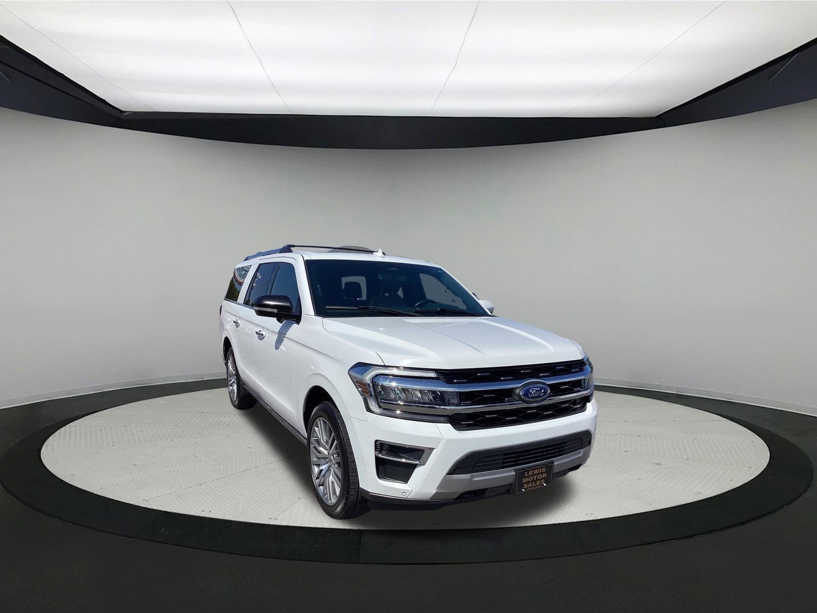 Used 2023 Ford Expedition Max Limited AWD/4WD image 2