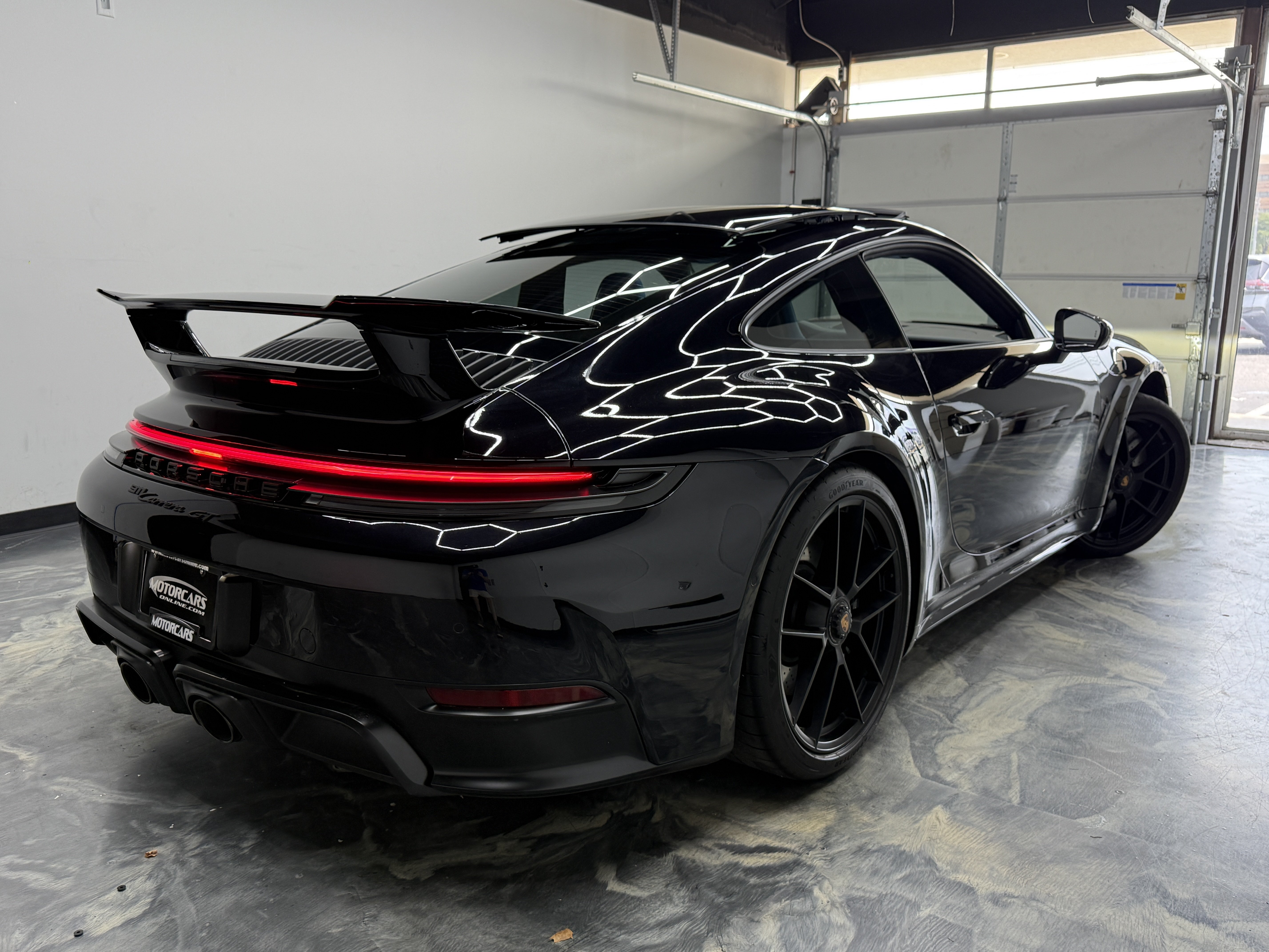 Used 2025 Porsche 911 Carrera GTS RWD image 5