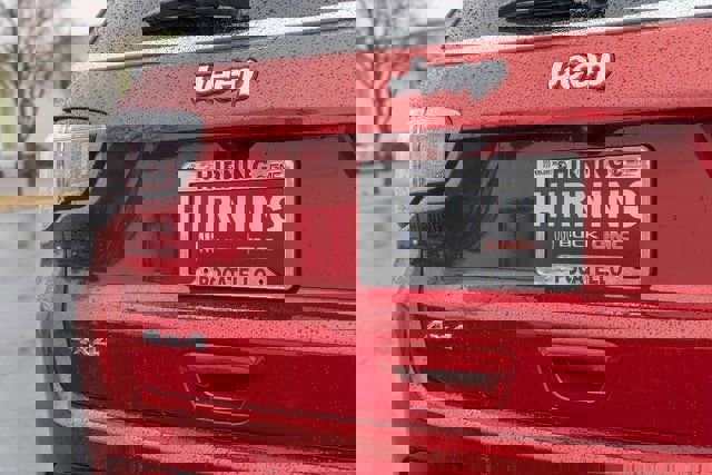 Used 2025 Jeep Compass Limited image 22