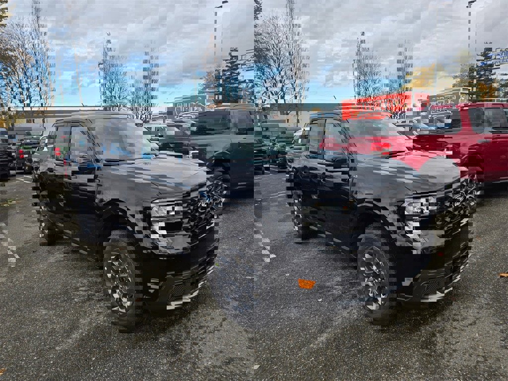 New 2025 Ford Maverick XLT w/ XLT Luxury Package image 3